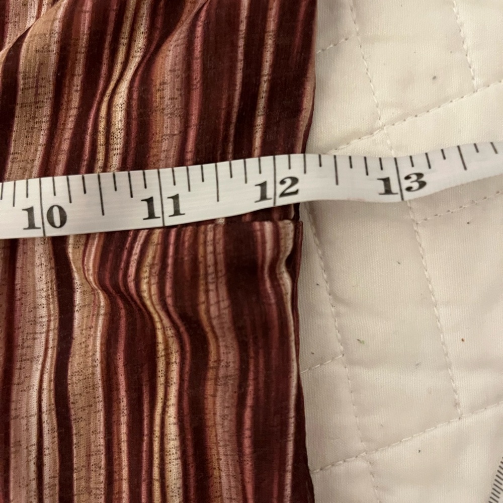 Eyeshadow Brown and White Ribbed Long Sleeve Blouse - Picture 9 of 9